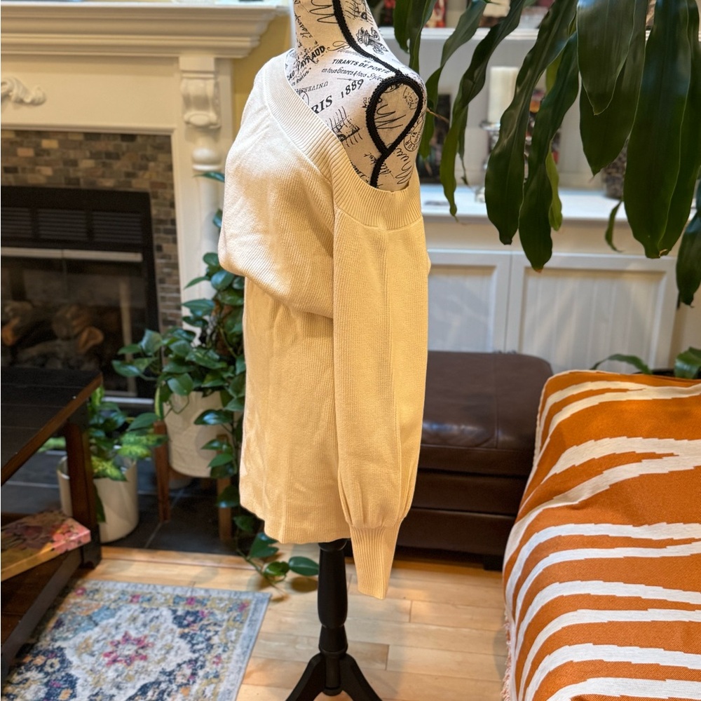 Cream Women's Sweater
